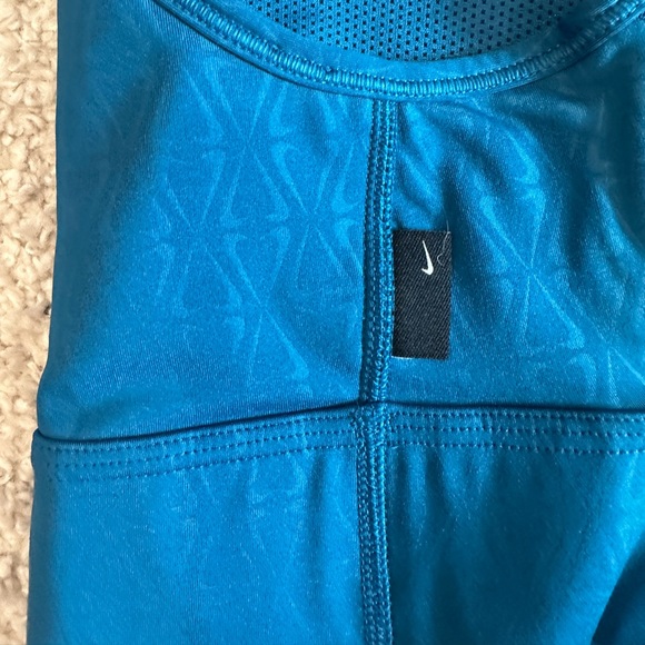 Nike Long line shorts bra - worn once! - Picture 3 of 4